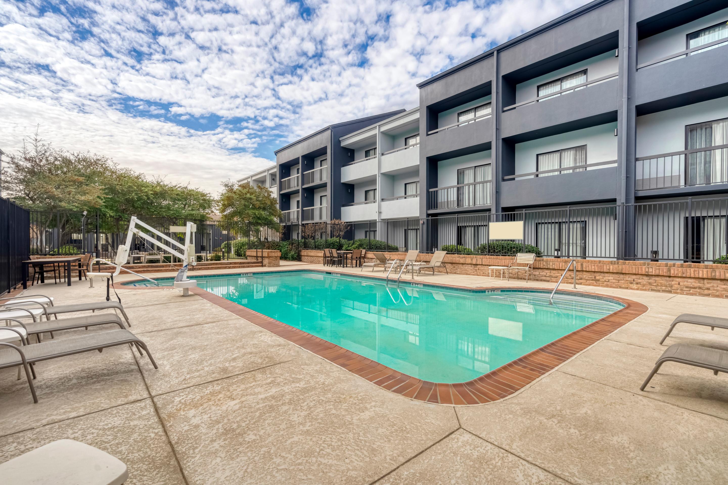 Country Inn & Suites By Radisson, Dallas-Love Field Экстерьер фото