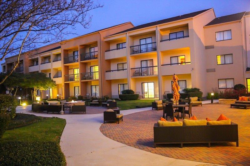Country Inn & Suites By Radisson, Dallas-Love Field Экстерьер фото