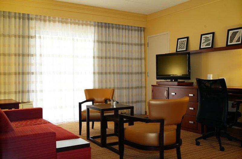 Country Inn & Suites By Radisson, Dallas-Love Field Экстерьер фото