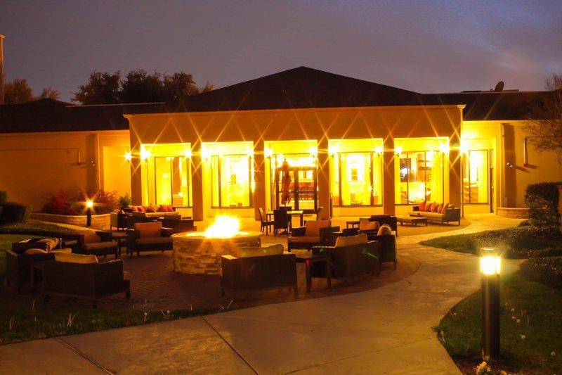 Country Inn & Suites By Radisson, Dallas-Love Field Экстерьер фото