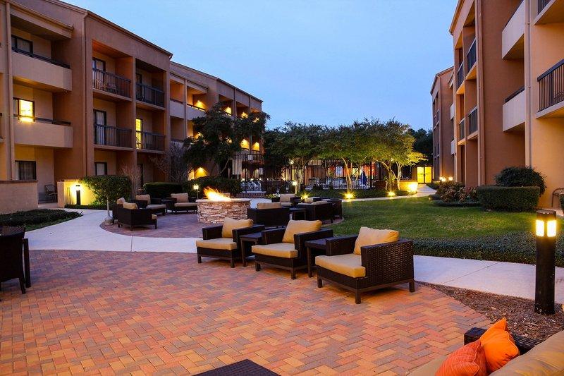 Country Inn & Suites By Radisson, Dallas-Love Field Экстерьер фото